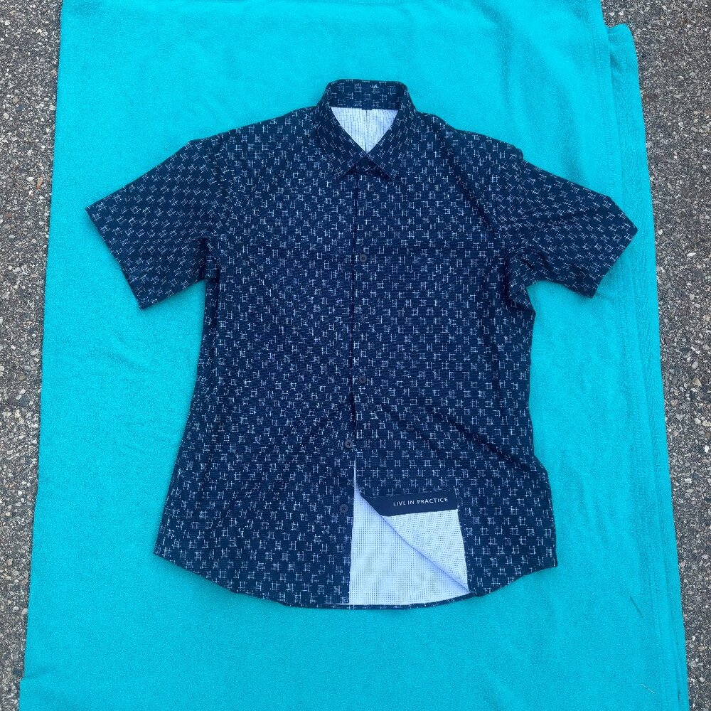 Lululemon men's dress shirt (rare find)